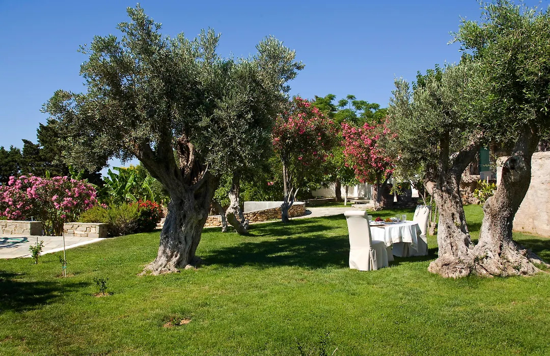 Yria Island Boutique Hotel & Spa-1